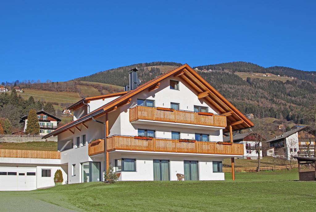 Stiflerhof Apartment Falzes Exterior foto
