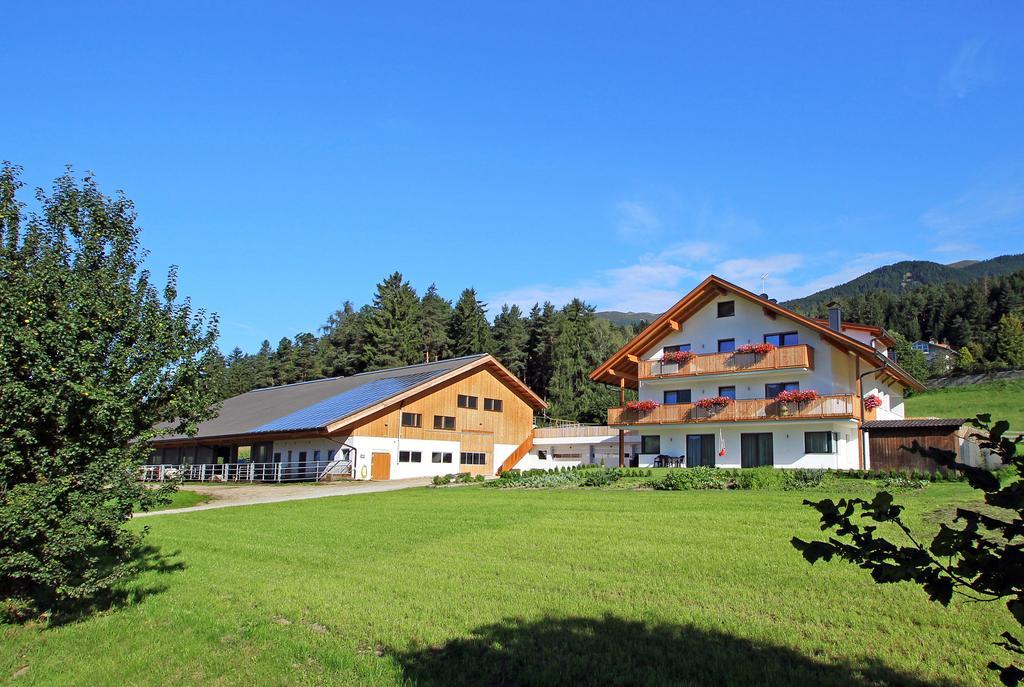 Stiflerhof Apartment Falzes Exterior foto